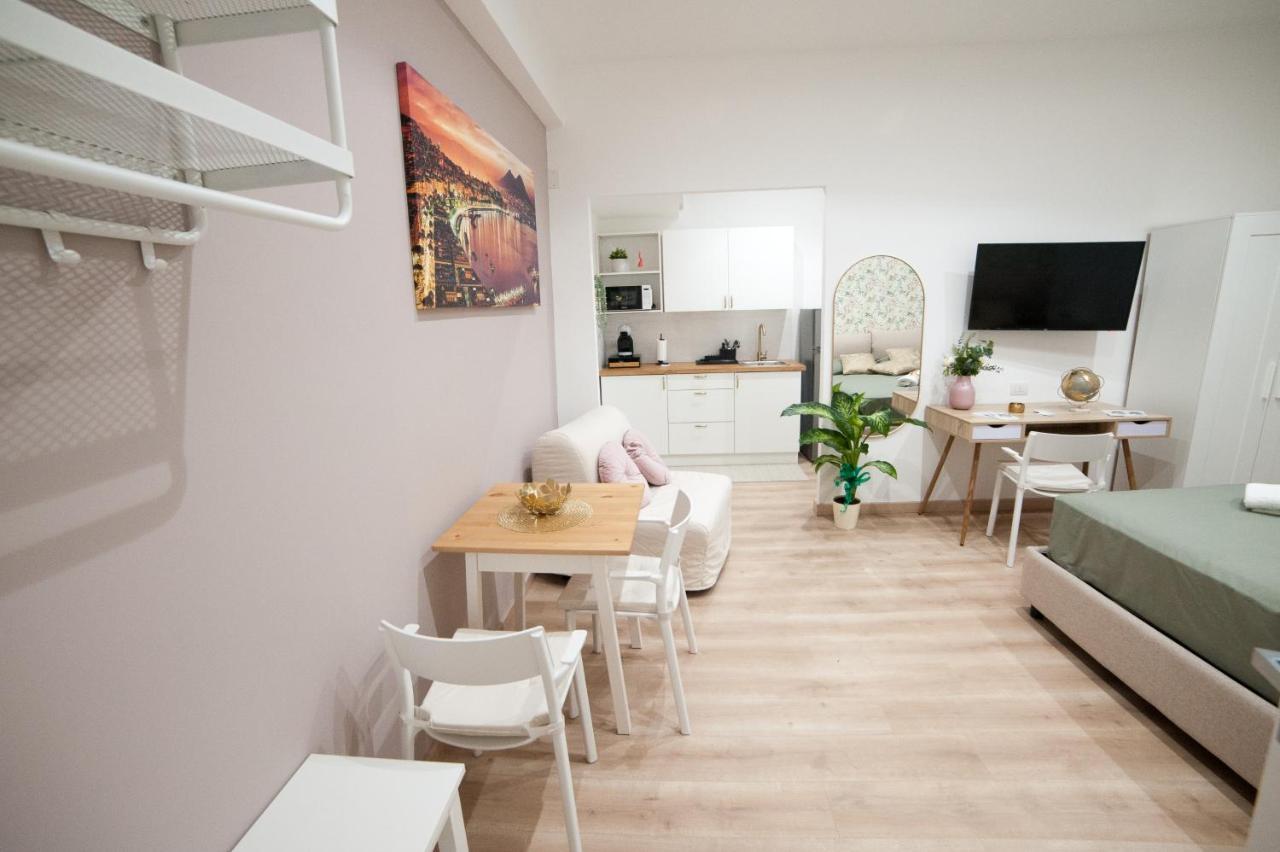 Appartement Michelangelo 80 Napels